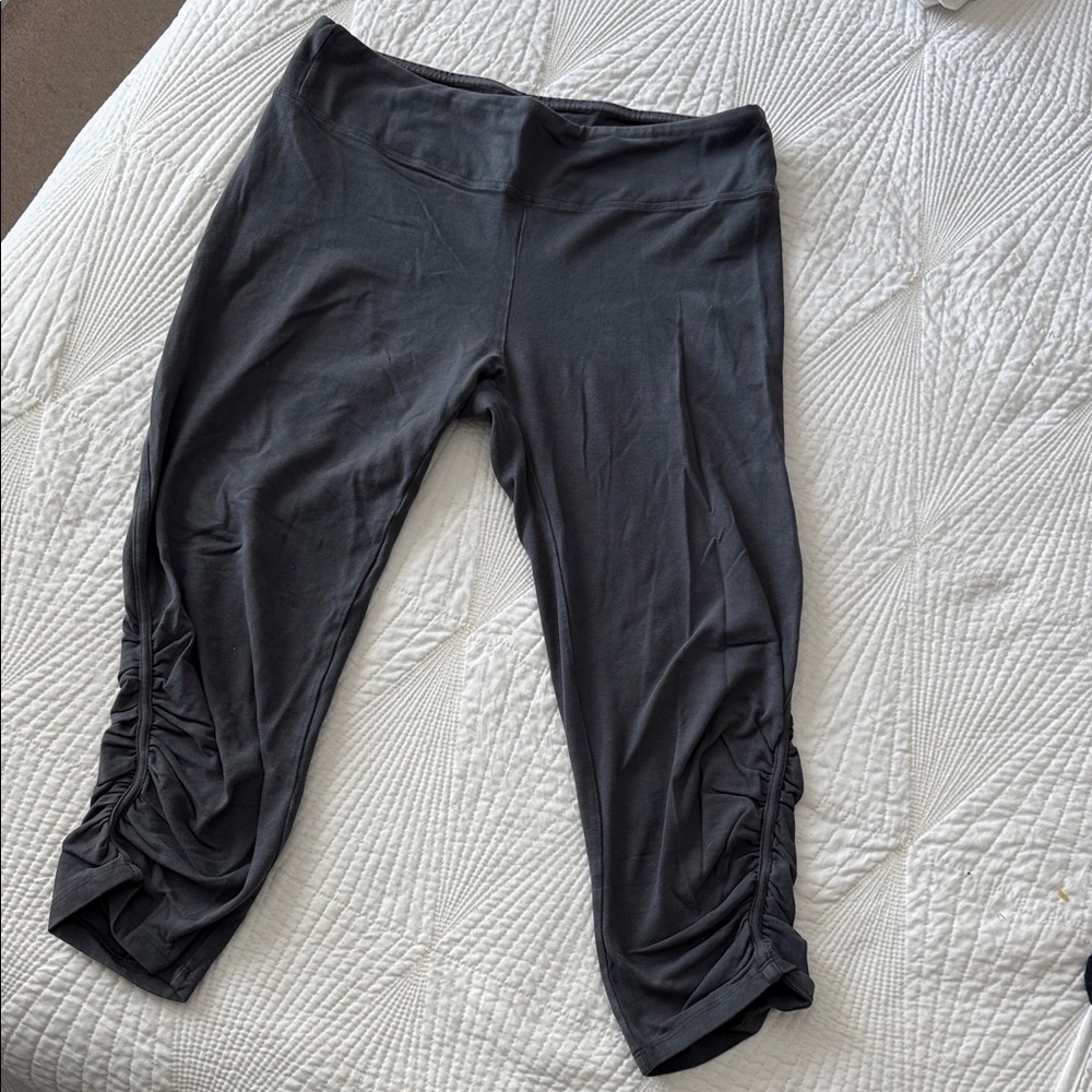 Athleta Dark Gray Ruched Leggings